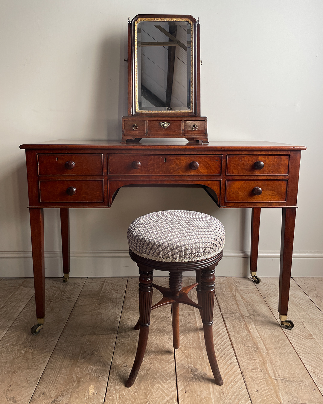 Antique dressing table