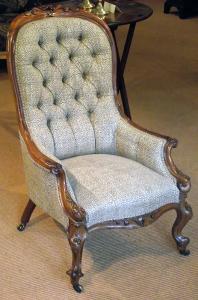 Antique rosewood armchair / Georgian button back chair