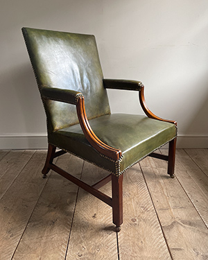 Georgian Gainsborough armchair