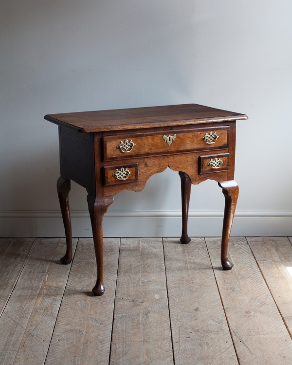 Georgian lowboy