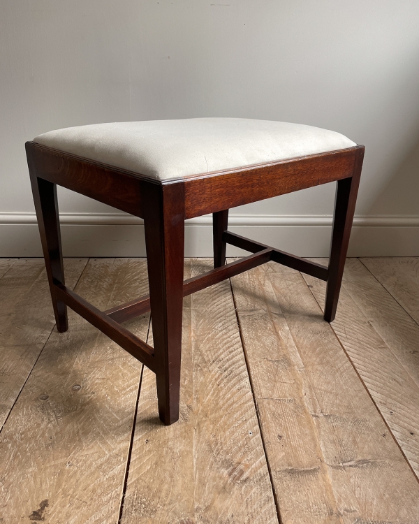 Georgian stool